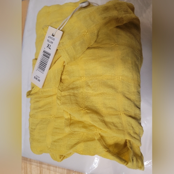 NWT Max Studio Yellow blouse with tie in front - Picture 8 of 9